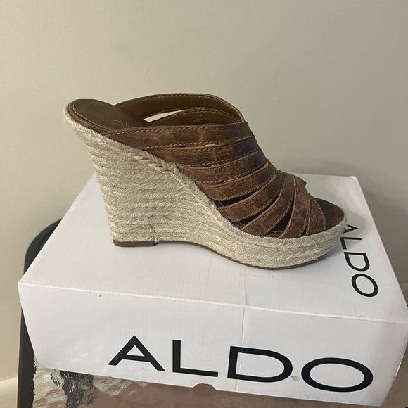 Aldo - Style Goldfeld - Neutral Color Mule Platform Sandals - Picture 5 of 6